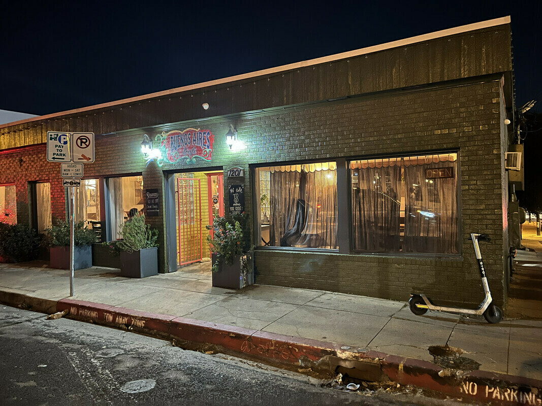 Milonga Room gallery image 2