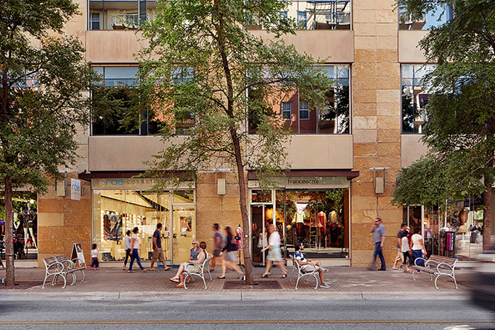 2nd Street Shopping District