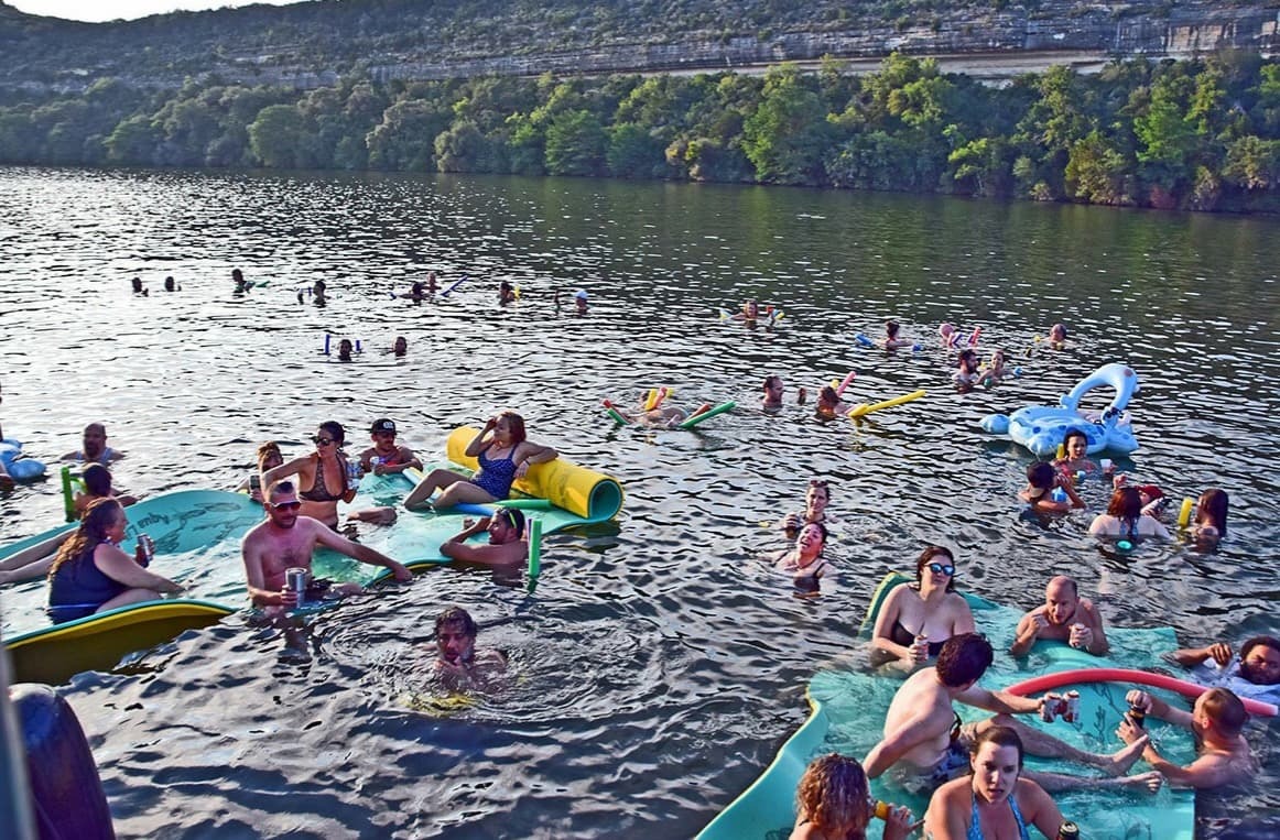 Things to do on Lake Travis